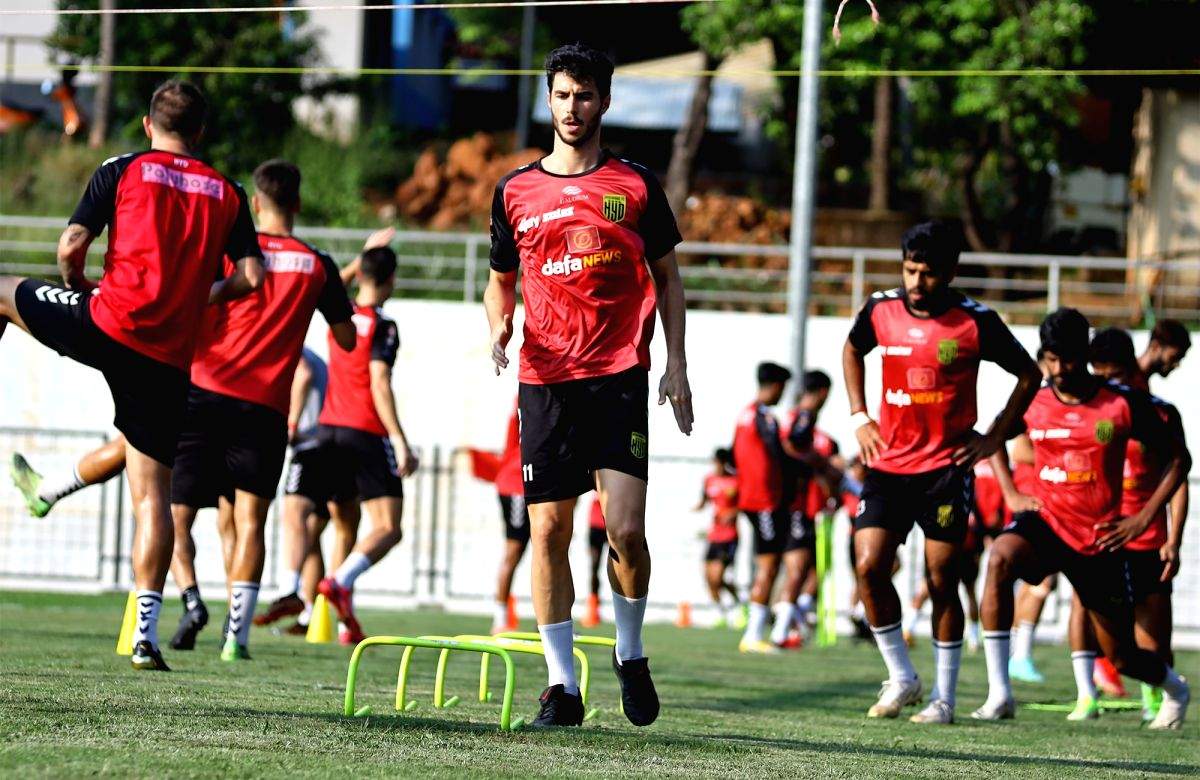 ISL 2021-22: Mumbai City FC take on Hyderabad FC in crucial game - Vimarsana News