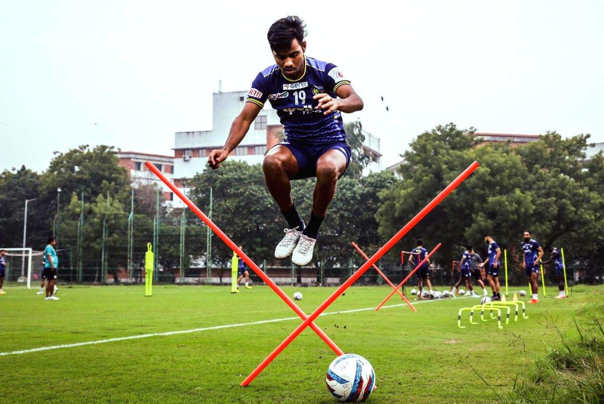 ISL 2022-23: Determined Chennaiyin take on Kerala Blasters in exciting southern derby - Vimarsana News