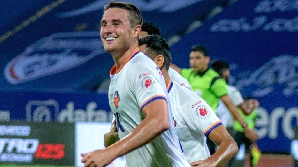 ISL: Jamshedpur FC rope in Australian centre-back Dylan Fox - Vimarsana News