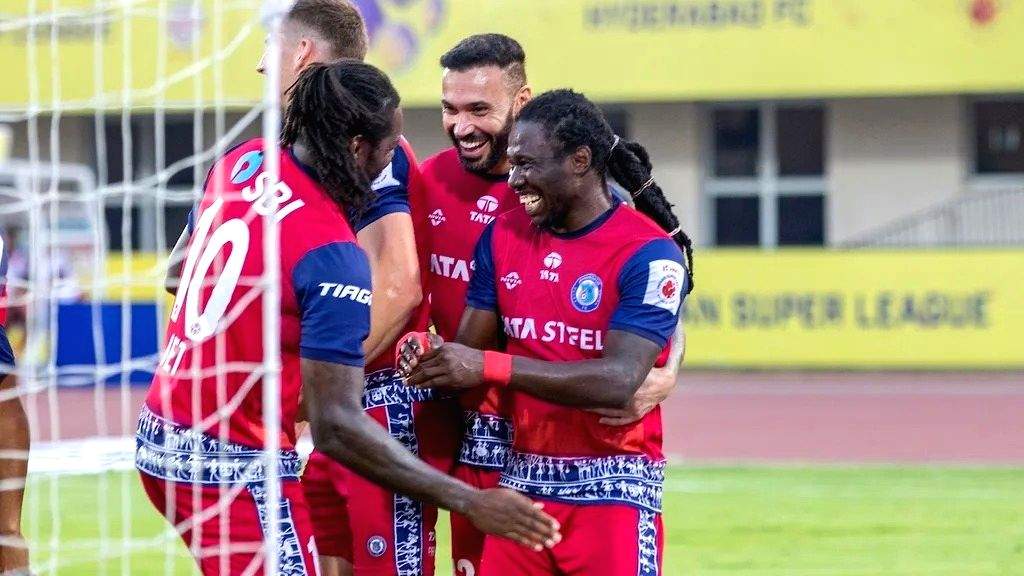ISL: Ten-man Jamshedpur FC stun Hyderabad FC - Vimarsana News
