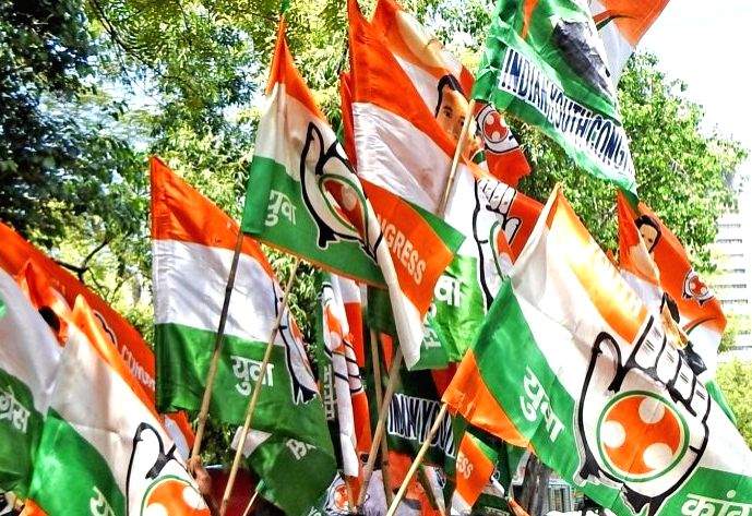 IYC stages protest seeking probe against Narendra Tomar's son - Vimarsana News