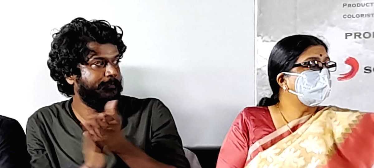 'Sila Nerangalil Sila Manithargal' has dialogues by 'Jai Bhim' actor Manikandan - Vimarsana News