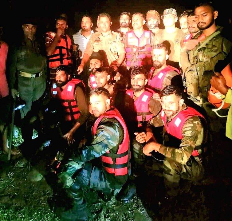 Army rescues 4 trapped youth in J&K's Poonch - Vimarsana News