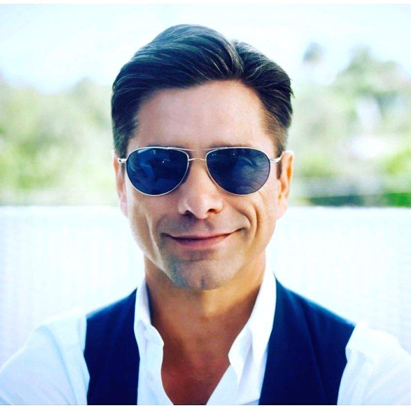 John Stamos drank a bottle of wine after getting home from DUI 'to forget' - Vimarsana News