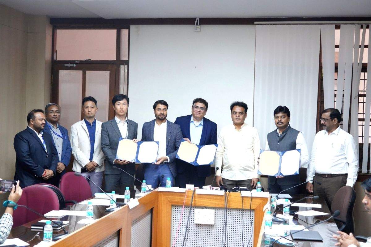 K'taka govt, Samsung body ink MoU to set up 'IoT Innovation Lab' - Vimarsana News