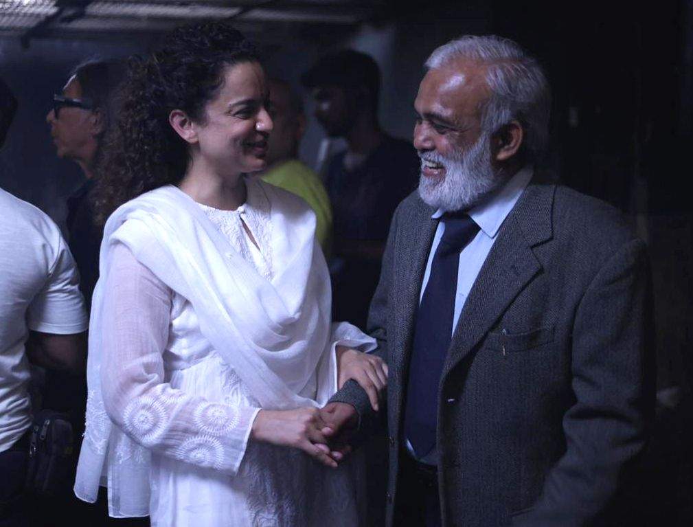 Kangana ropes in her acting guru Arvind Gaur for 'Emergency' - Vimarsana News