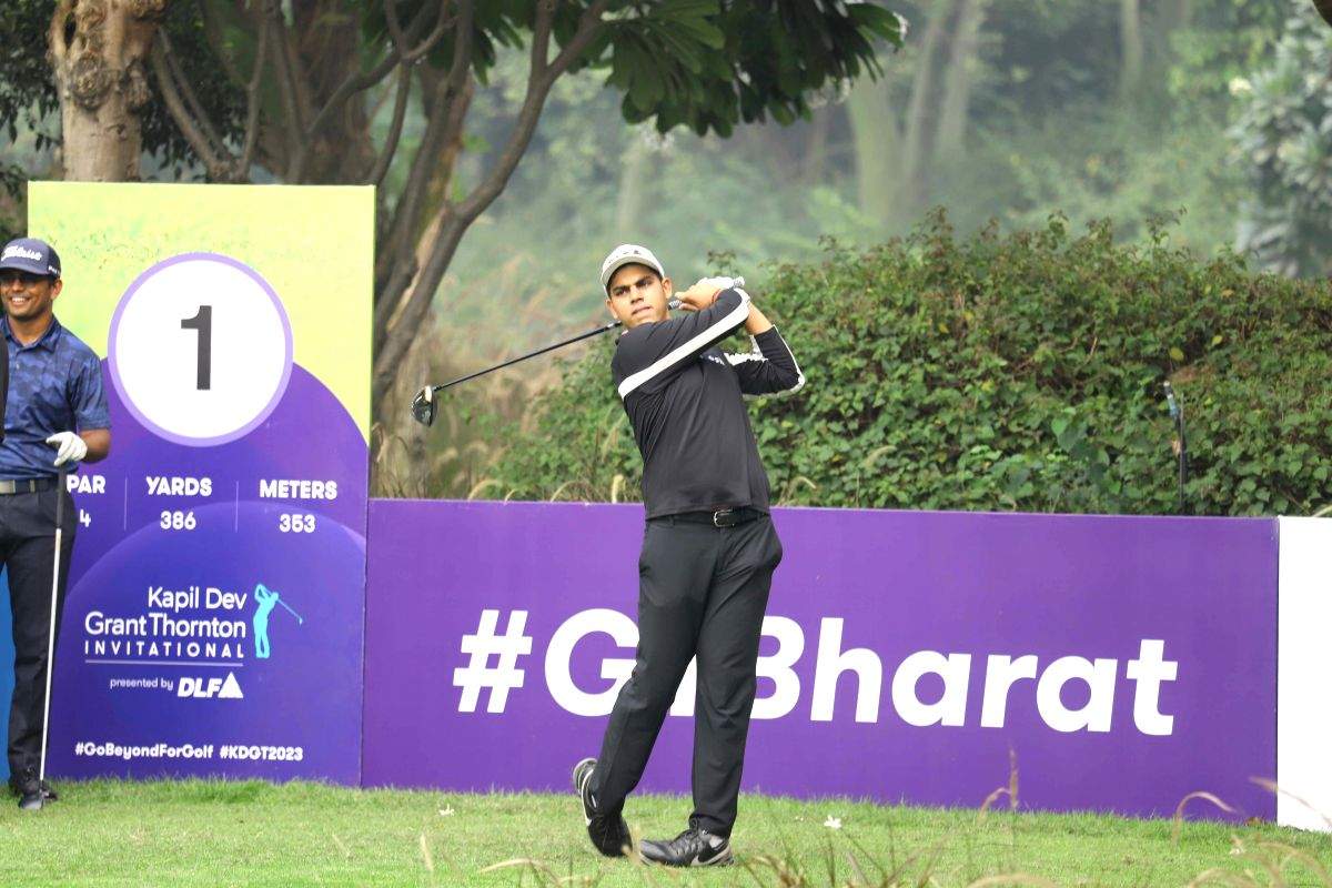 Kapil Dev Grant Thornton Invitational: Local lad Sunhit Bishnoi holds clubhouse lead on Day 2 - Vimarsana News