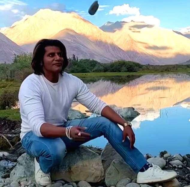Karanvir Bohra on fun vacation in Ladakh's Nubra Valley - Vimarsana News