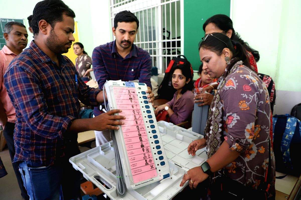 Telangana CEO bans 15 ads of Congress, BJP, BRS - Vimarsana News