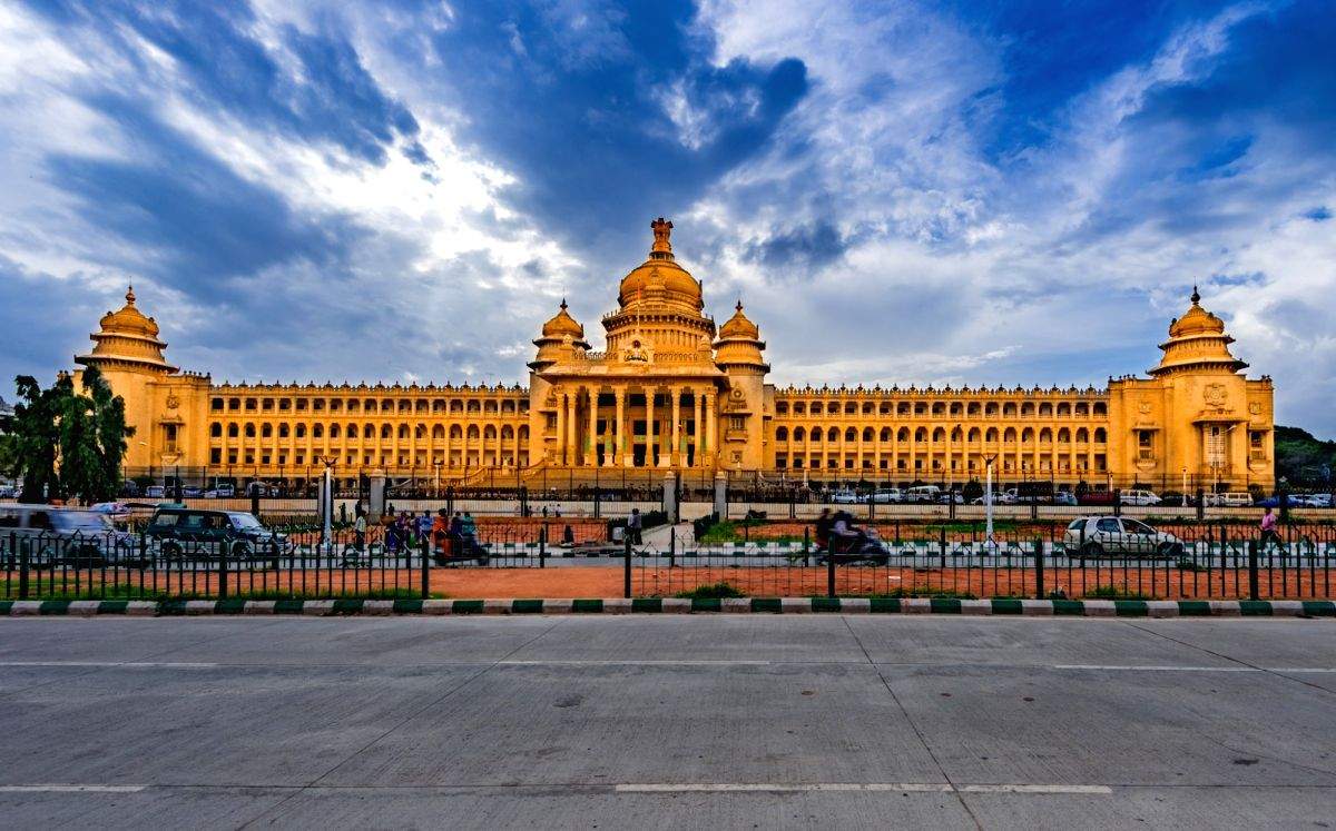 K'taka legislature passes censure motion against burning of Kannada flag in Maharashtra - Vimarsana News