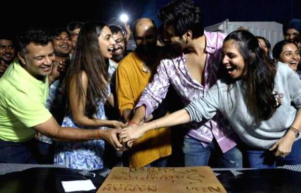 Kartik, Kiara wrap up Mumbai schedule of 'Satyaprem Ki Katha' - Vimarsana News