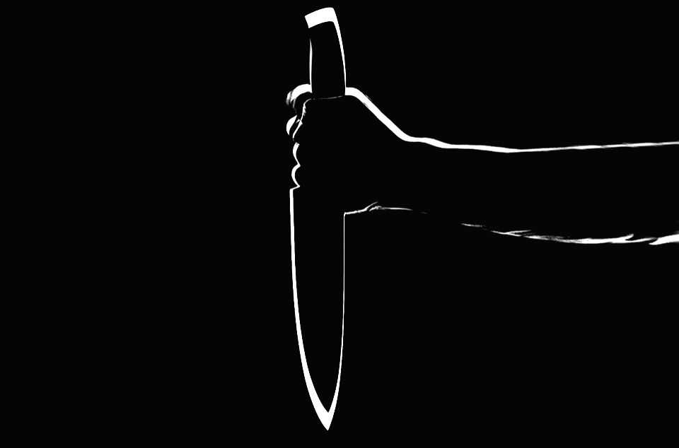 Youth hacked to death on busy road in Hyderabad - Vimarsana News