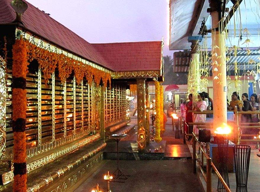 For wish fulfilment, men dress as women at this Kerala temple - Vimarsana News