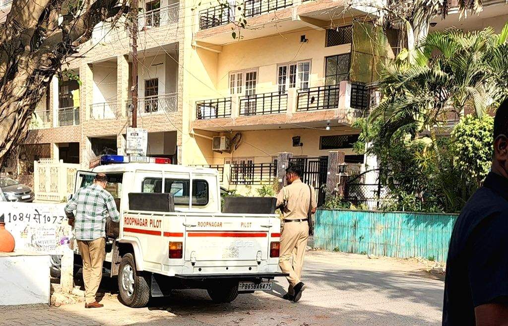 Kumar Vishwas cautions Mann after Punjab Police team lands at his place - Vimarsana News