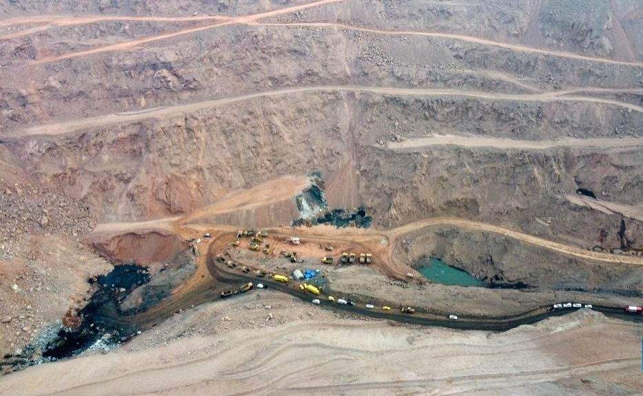 Illegal coal mine caves in in Dhanbad; 3 killed, several trapped - Vimarsana News