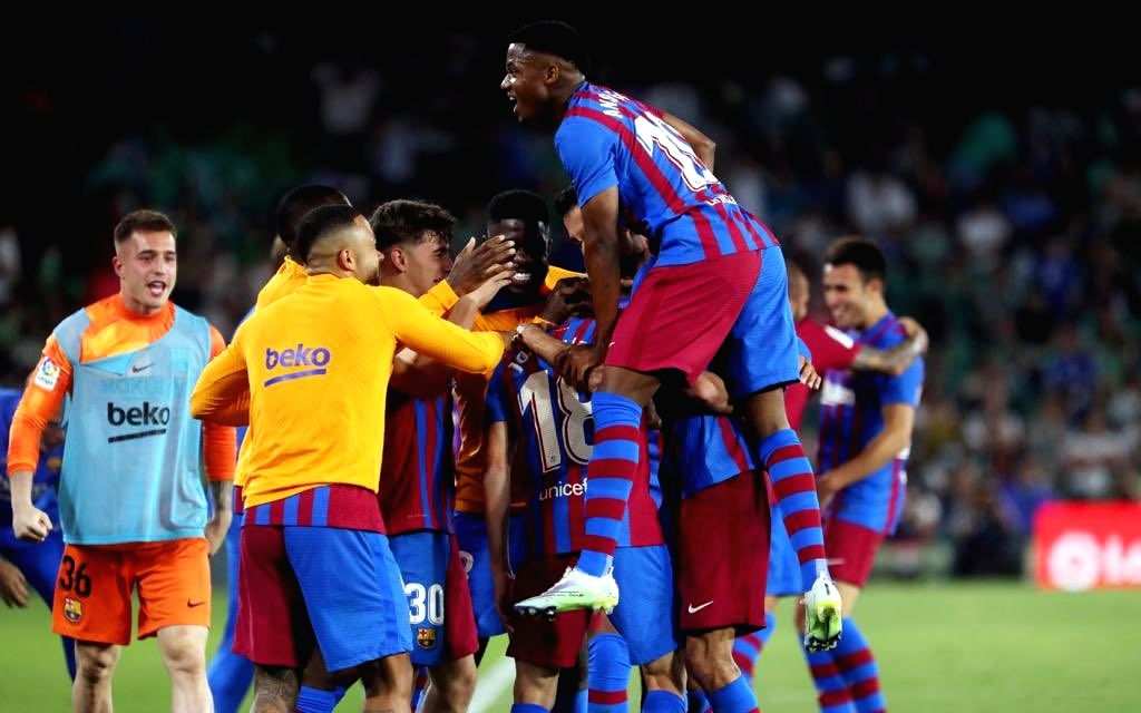 Last-gasp Alba volley gives Barca win away to Betis - Vimarsana News
