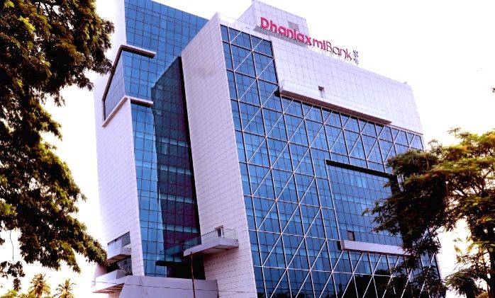 Levelling serious charges against Board including unethical conduct, Dhanlaxmi Bank Director resigns - Vimarsana News