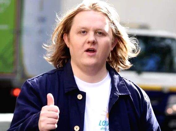Lewis Capaldi's tell-all documentary is an 'eye-opening picture' of who he is - Vimarsana News
