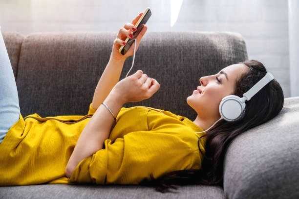 Amazon Music brings synced transcripts to select podcasts - Vimarsana News