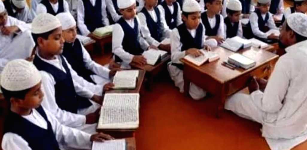 AIMPLB questions Yogi's decision to survey madrasas - Vimarsana News
