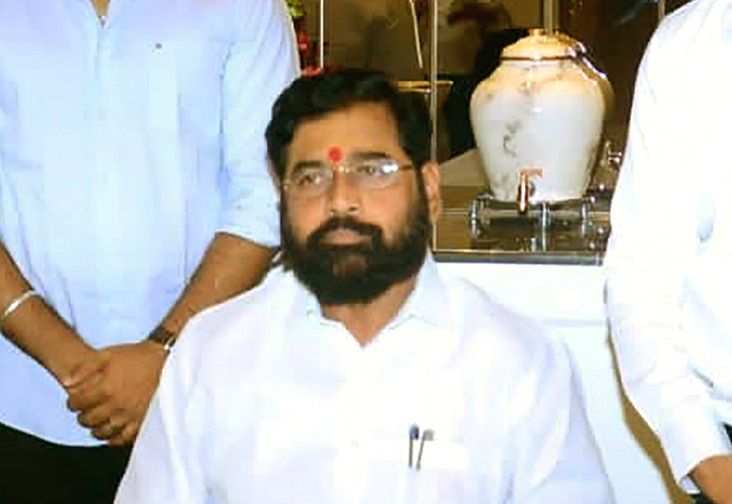 Eknath Shinde appeals for peace as Maratha flare-up continues for 3rd day - Vimarsana News