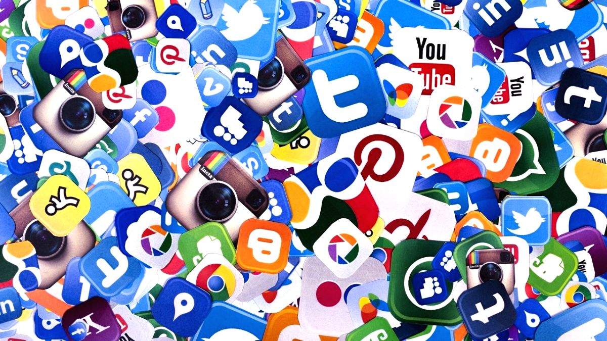 Mainstream journalists falling into social media trap: Andhra govt - Vimarsana News