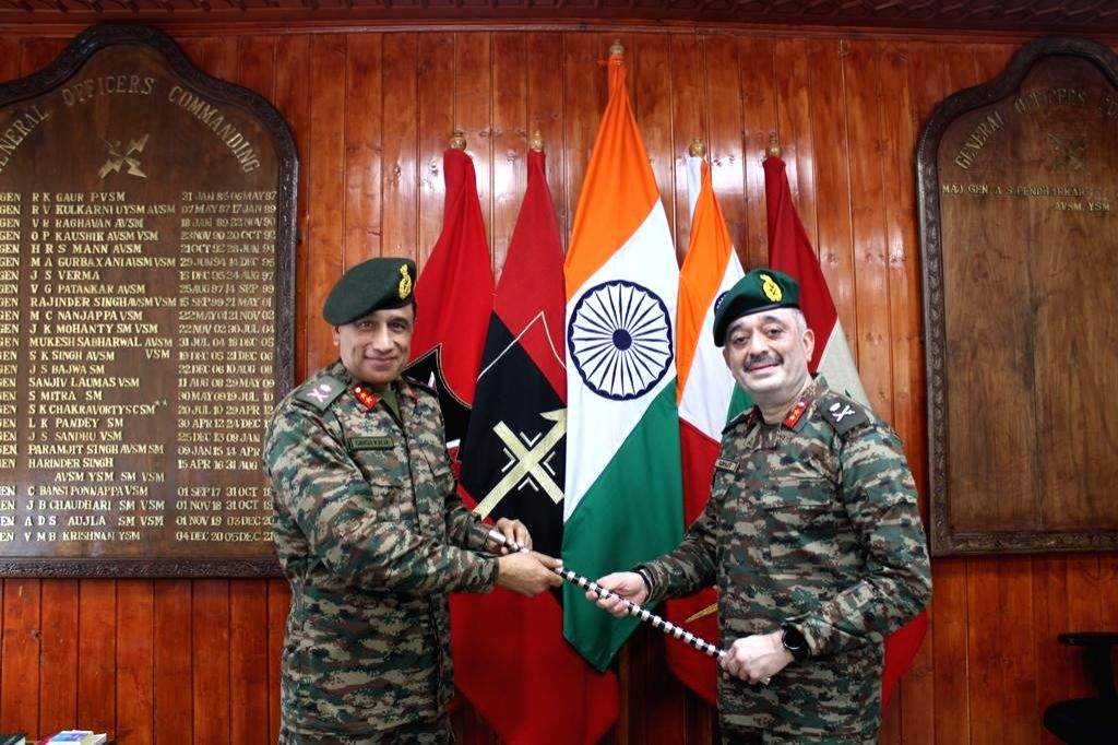 Maj Gen Kalia takes over as GOC, Vajr Division - Vimarsana News