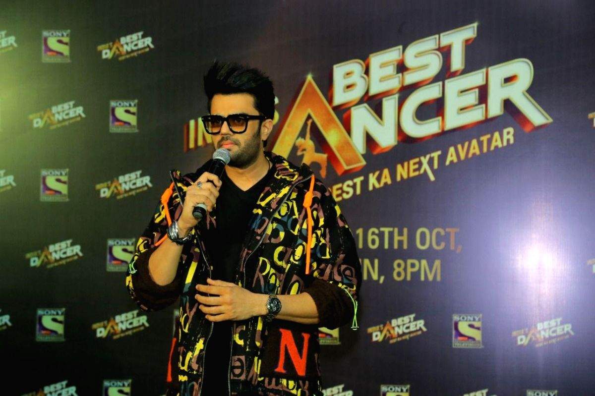 Maniesh Paul to host 'India's Best Dancer', says he wants to learn belly dancing - Vimarsana News