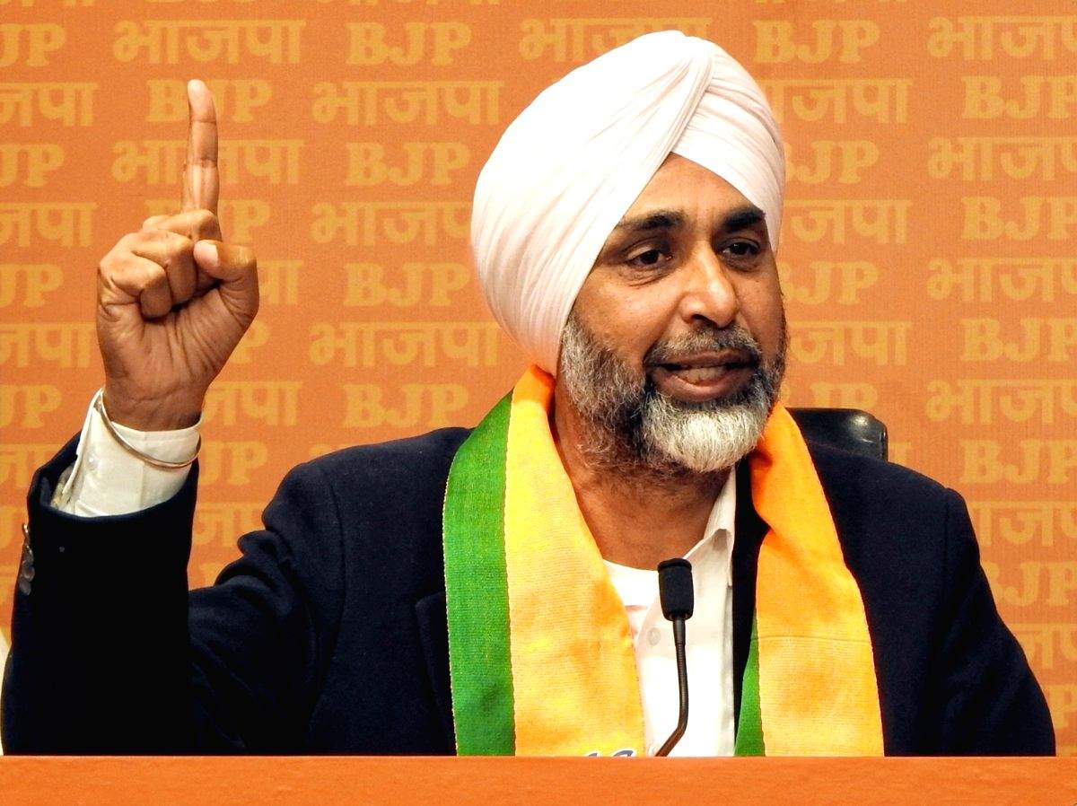 Punjab court issues arrest warrant against ex-minister Manpreet Badal - Vimarsana News