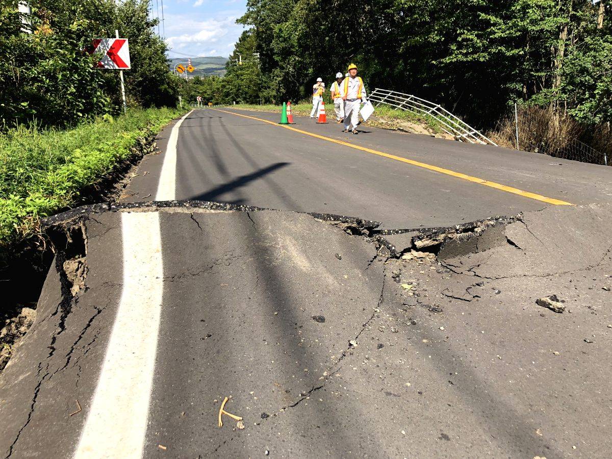 Japan earthquake toll increases to 30 as search continues for survivors - Vimarsana News