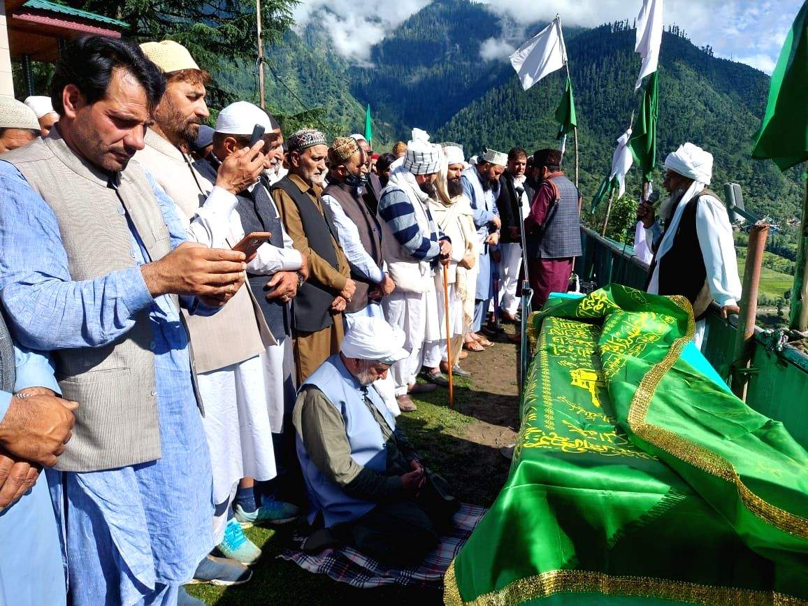 With Mian Bashir Ahmad's death, a chapter of Kashmir's history ends - Vimarsana News