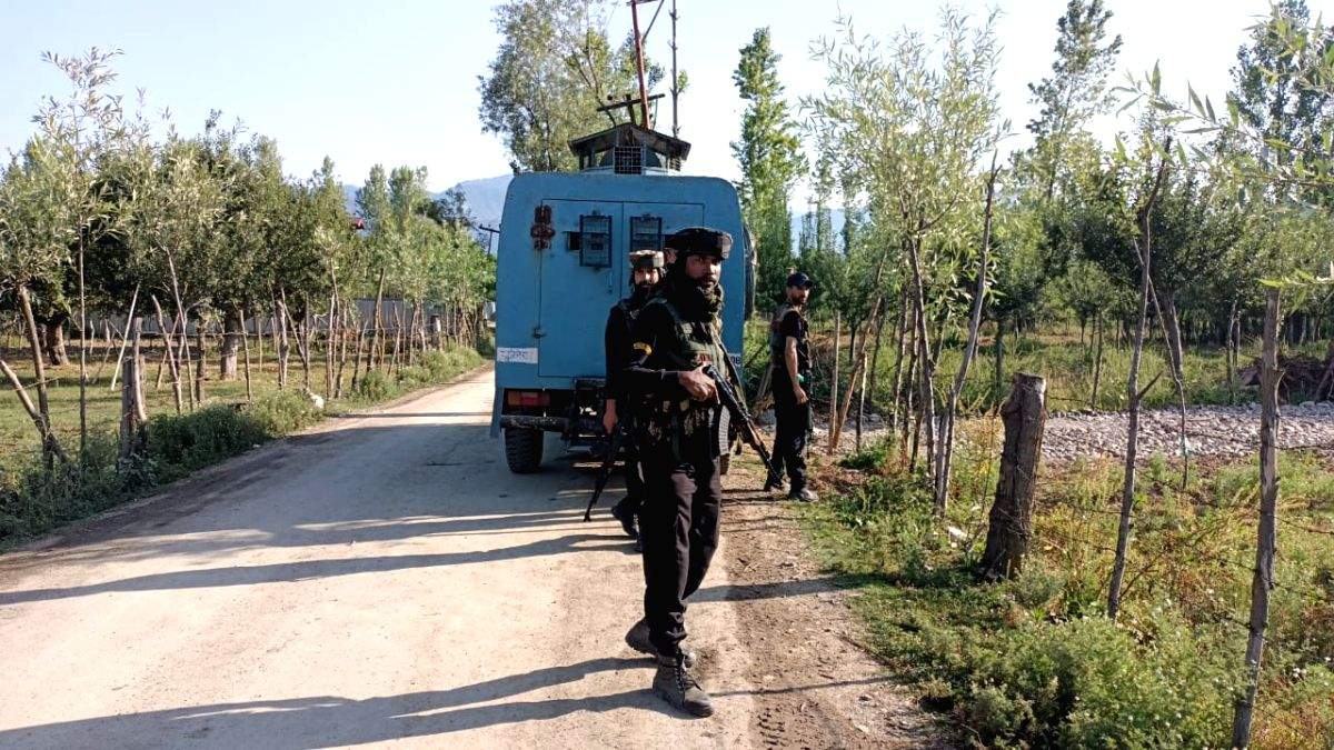 Gunfight breaks out in J&K's Sopore - Vimarsana News