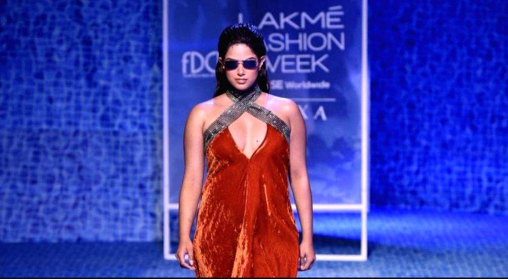 Miss Universe Harnaz Sandhu claps back at body-shamers - Vimarsana News