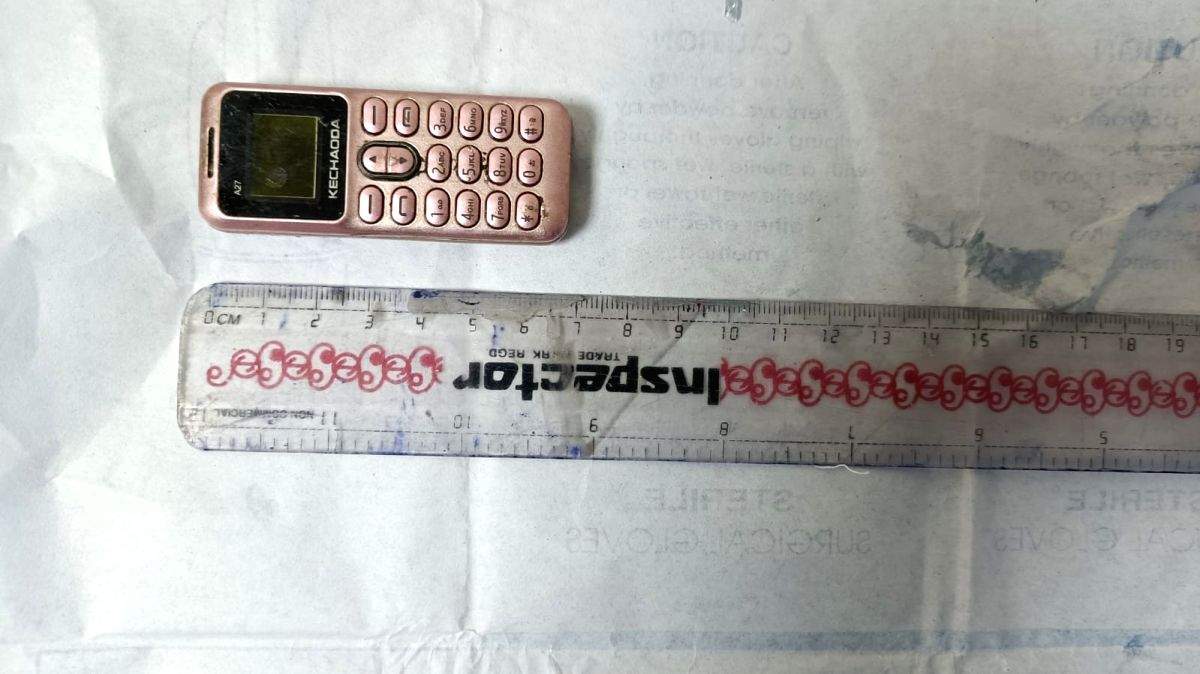 Mobile phone recovered from gangster's cell in Patna jail - Vimarsana News