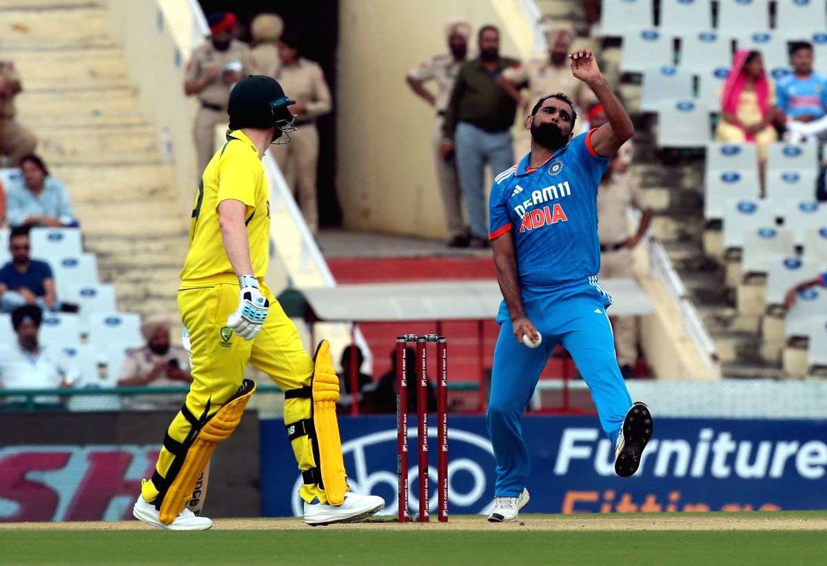 Shami was always threatening with the half-volley length: Mark Waugh - Vimarsana News