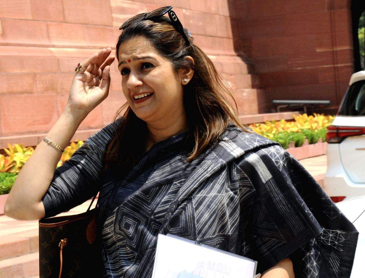 Not allowed to raise Maratha quota issue in House: Priyanka Chaturvedi - Vimarsana News