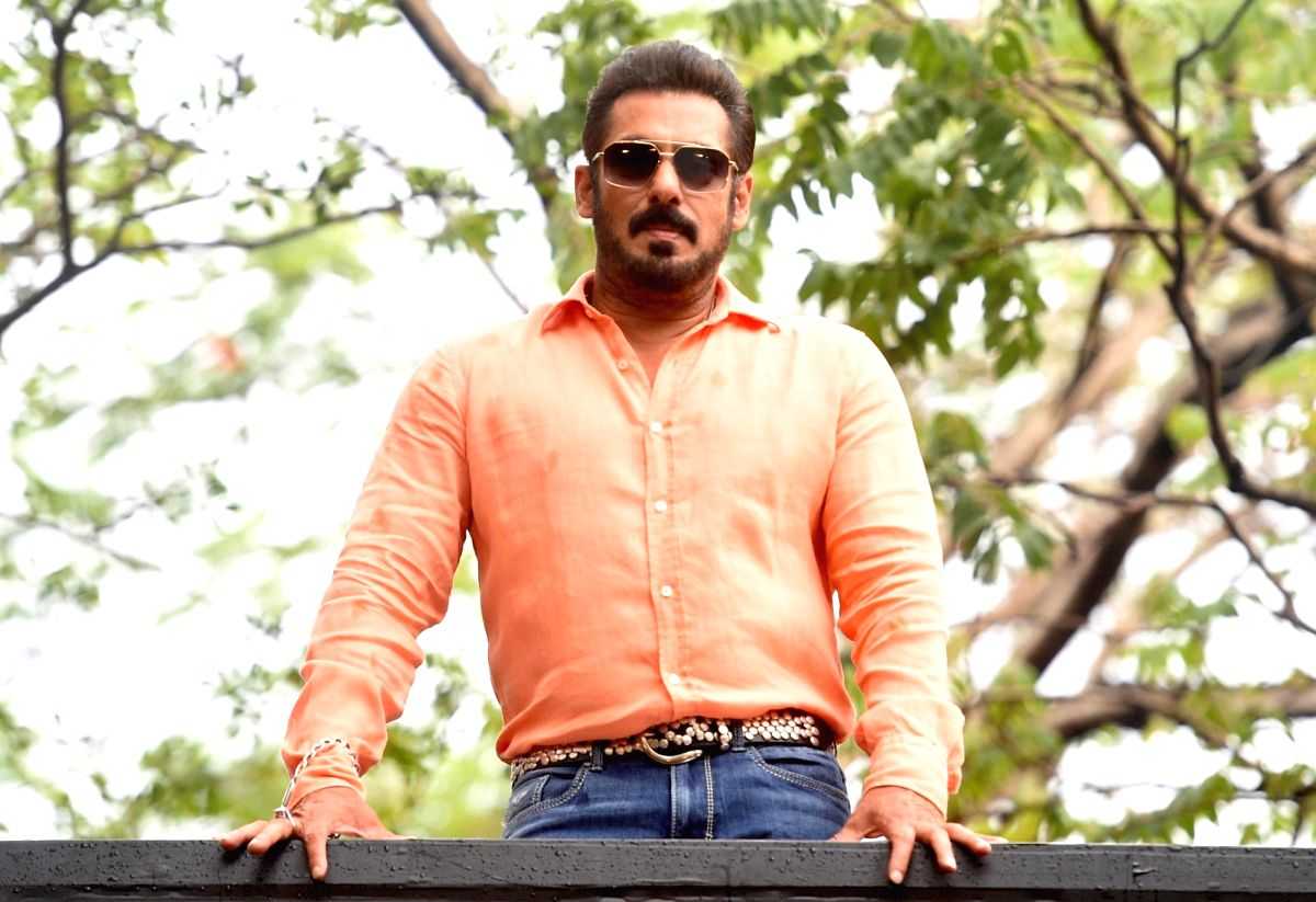 Salman bats for Celebrity Cricket League, says it unites the film fraternity - Vimarsana News