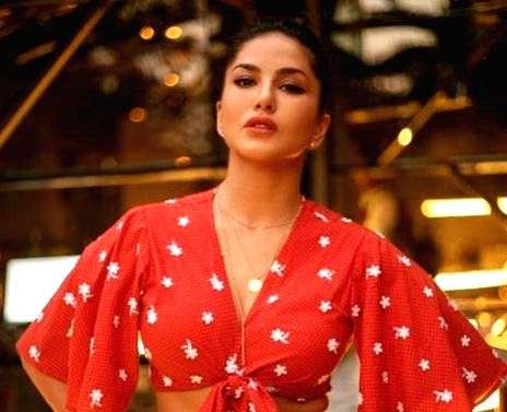 Sunny Leone claims her ex-partner cheated on her, called off marriage - Vimarsana News