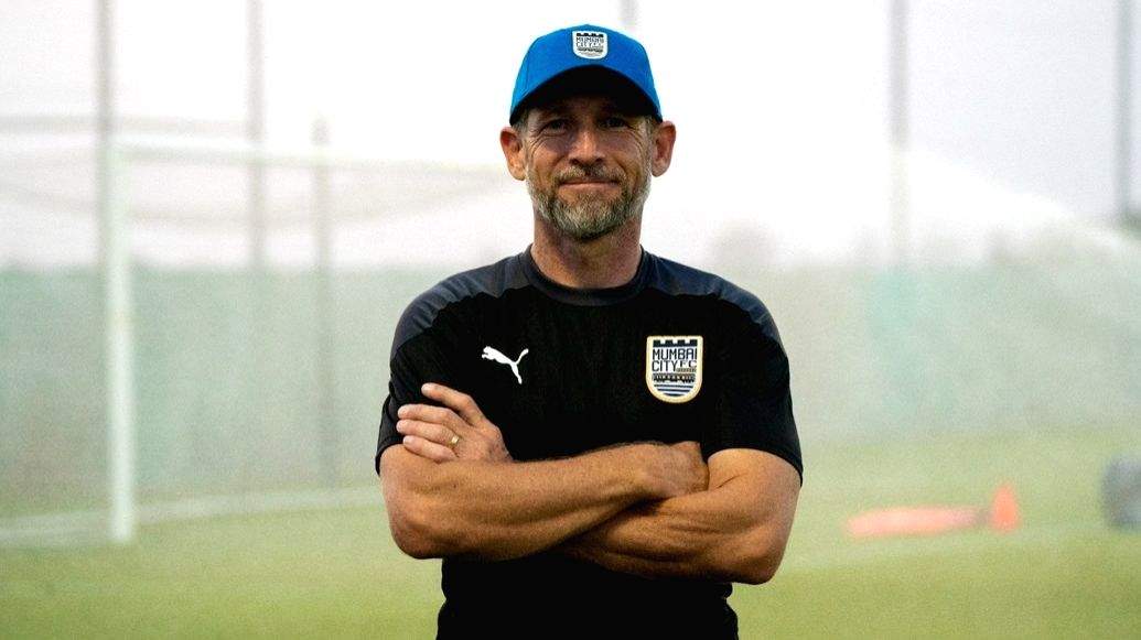 Mumbai City FC appoint Brazilian Rogerio Ramos as goalkeeping coach - Vimarsana News
