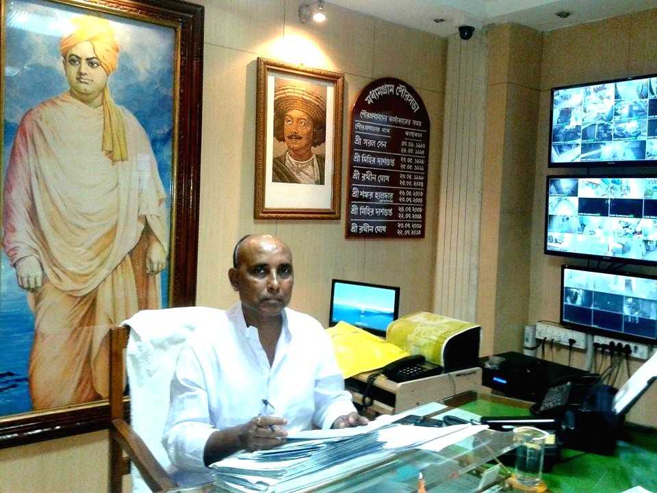Municipality recruitment scam: ED raids Bengal food minister's residence - Vimarsana News