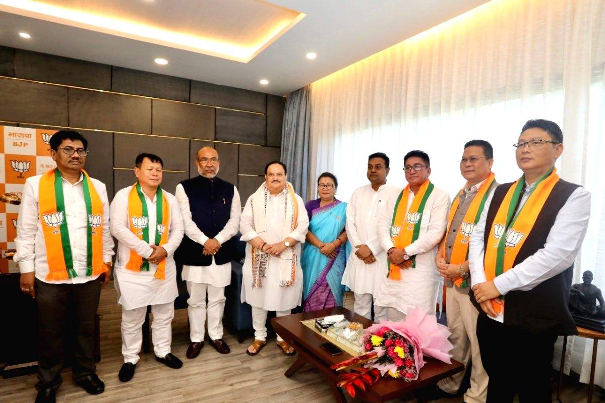 Nadda greets 5 JD-U MLAs who joined BJP in Manipur - Vimarsana News