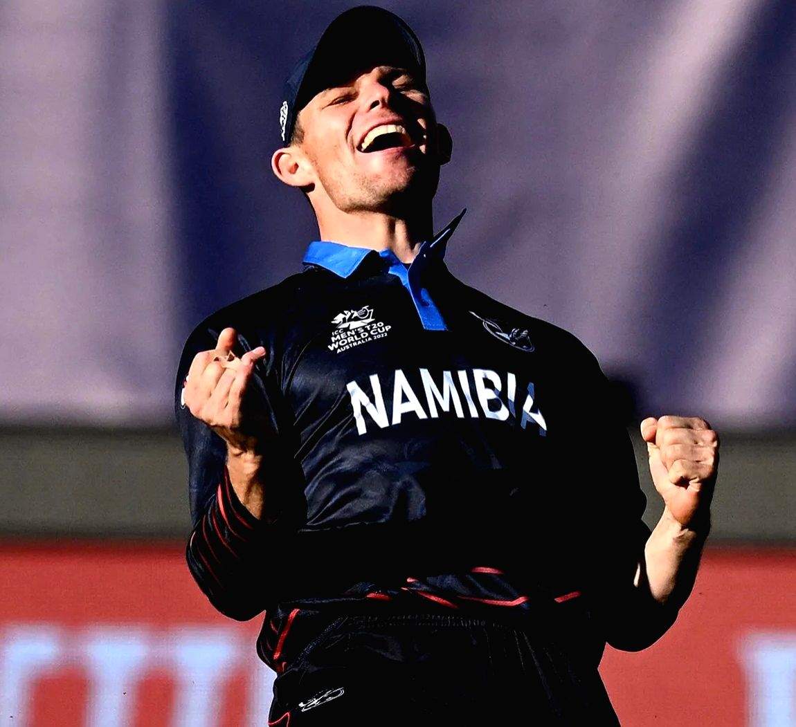 Namibia captain Gerhard Erasmus, UAE's Esha Oza named ICC's Associate Cricketers of the Year - Vimarsana News