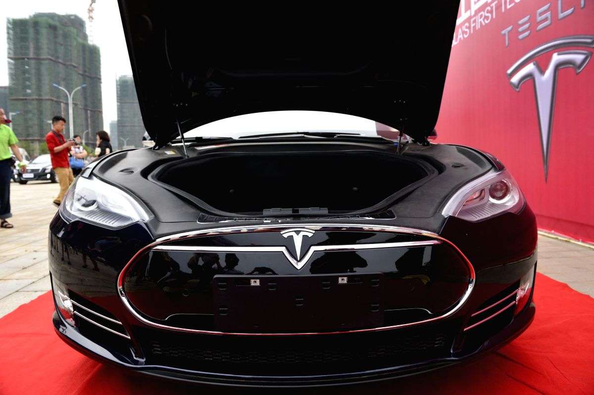 Tesla owner blows up his car over $22k battery replacement: Report - Vimarsana News