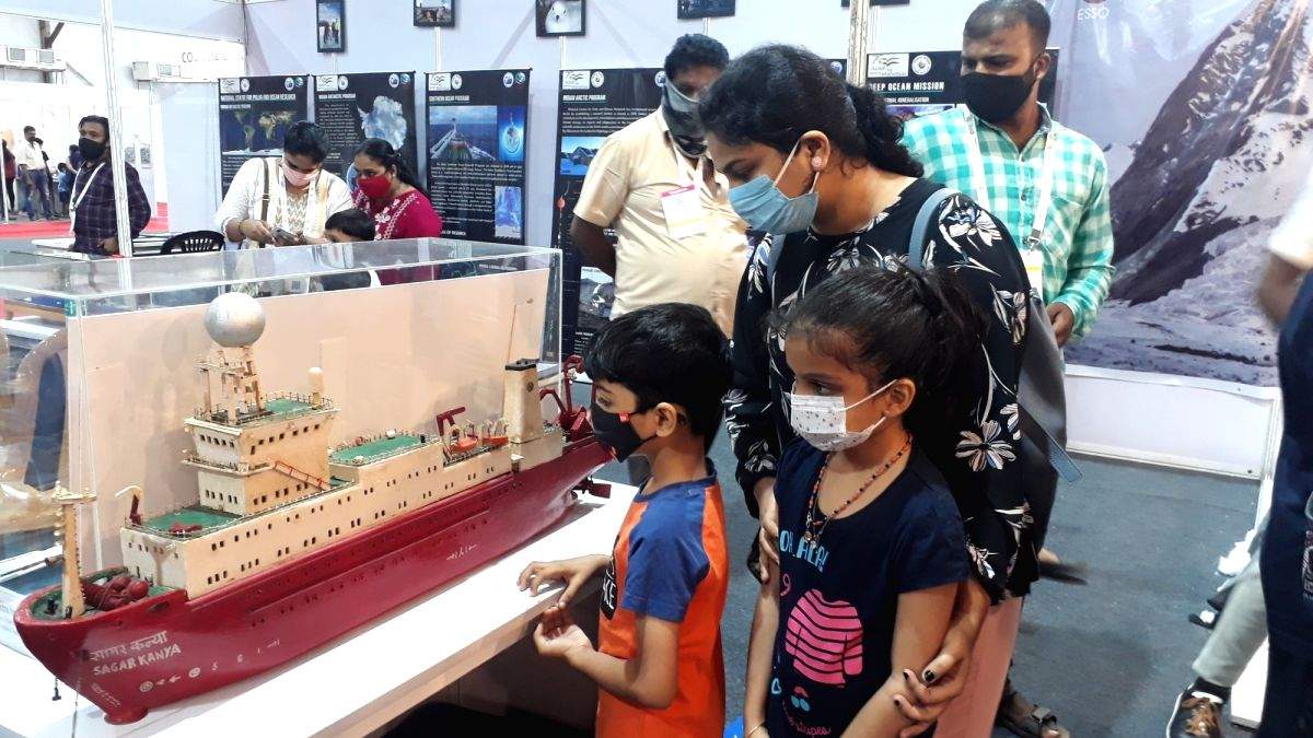 Virtual tour of deep ocean, Antarctica largest crowd-puller at Goa sci-tech expo - Vimarsana News
