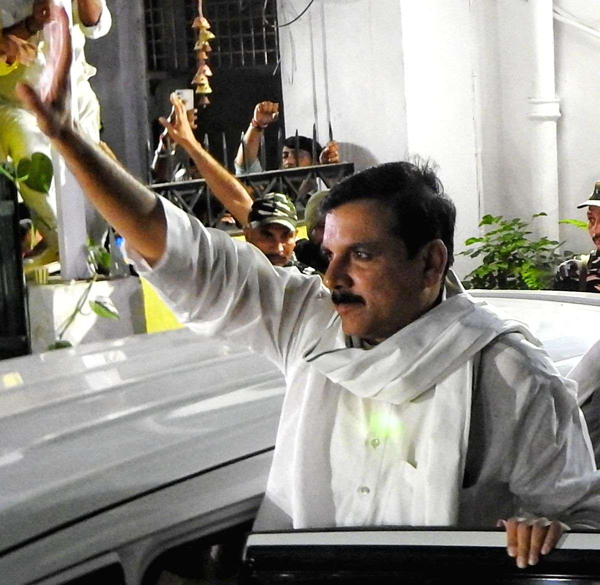 Sanjay Singh's arrest: Security beefed up at Delhi court, AAP & BJP headquarters - Vimarsana News
