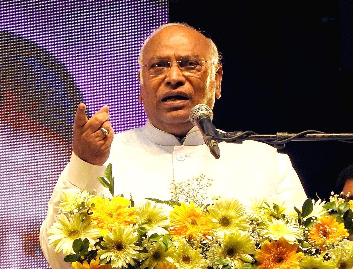 Teacher getting student thrashed a disturbing result of hate-filled politics of BJP-RSS: Kharge - Vimarsana News