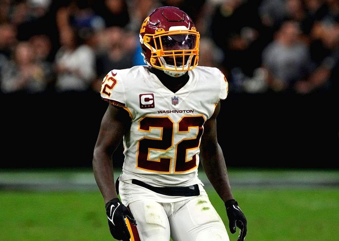 NFL: Washington player Everett injured in fatal car accident - Vimarsana News