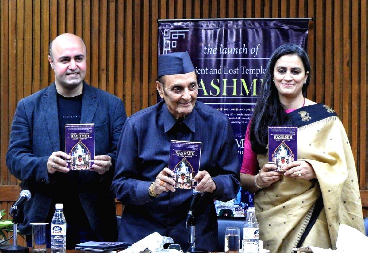 Not possible for Pandits to return to Kashmir despite govt efforts: Karan Singh - Vimarsana News