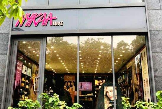 Nykaa's net profit nosedives 48 per cent to Rs 9 crore QoQ - Vimarsana News