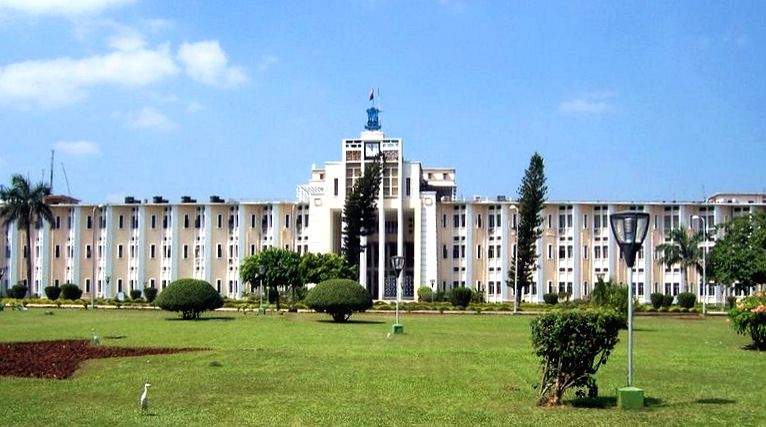 Odisha Speaker disqualifies two BJD MLAs who switched over to BJP - Vimarsana News